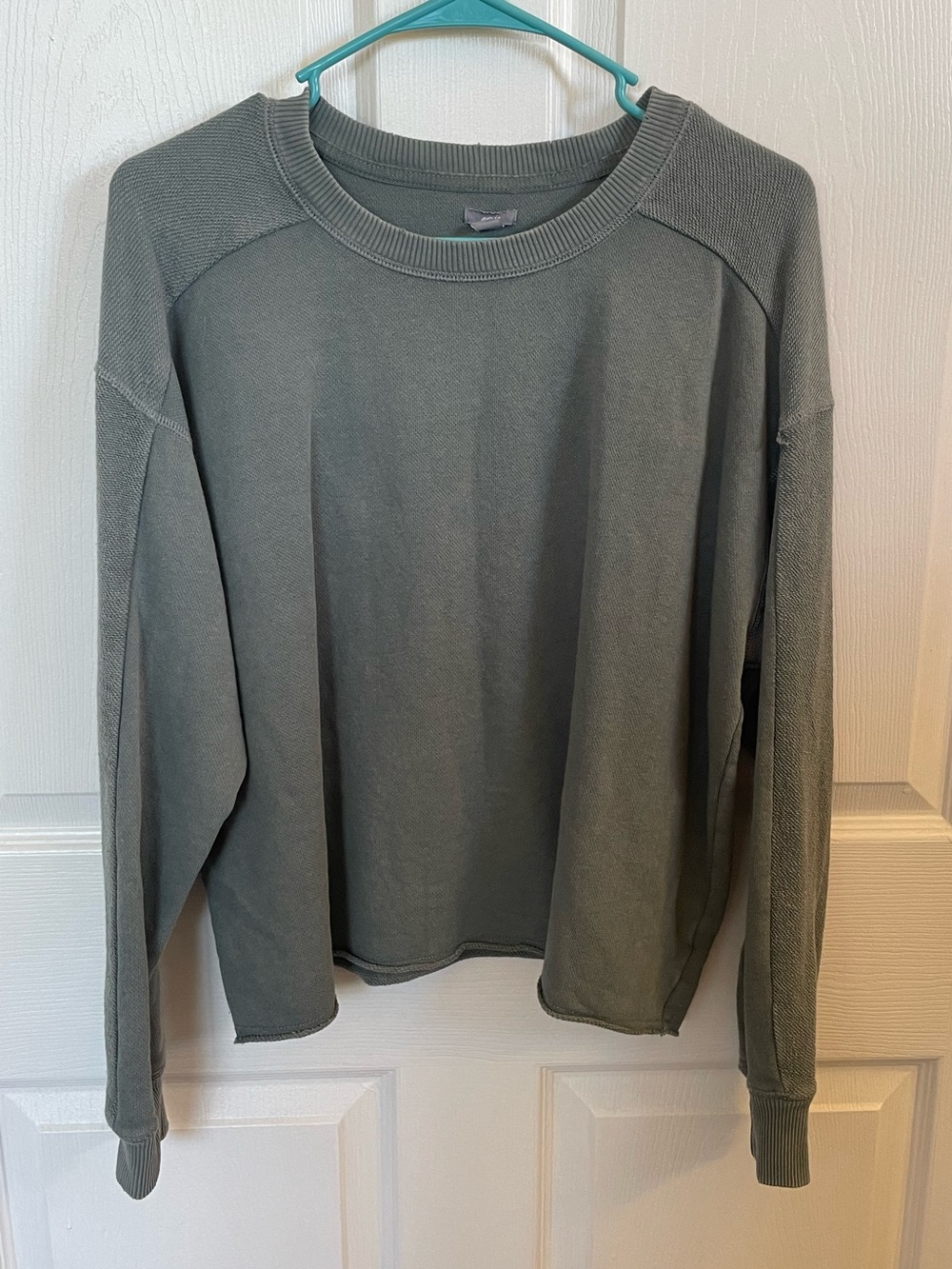 Aerie sweatshirt